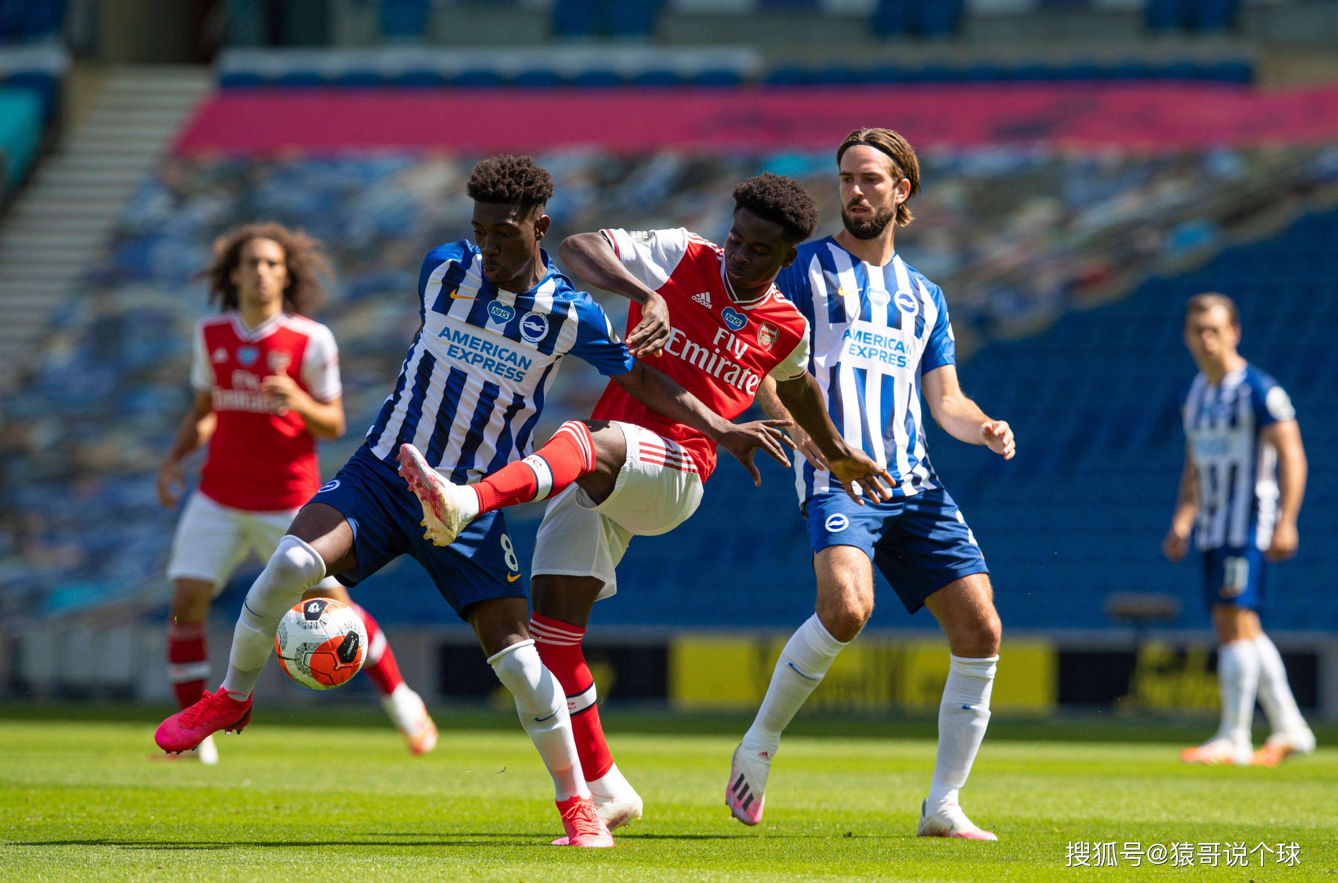 利物浦联赛主场对阵惨败维拉，排名下滑的简单介绍