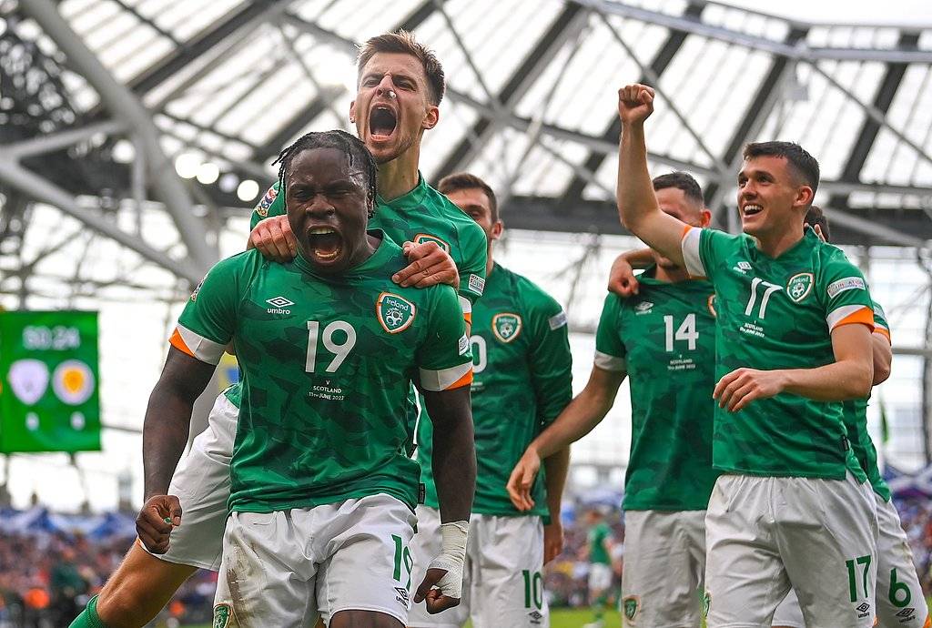 关于荷甲劲旅签下欧洲炙手可热中场，欲冲击联赛冠军的信息